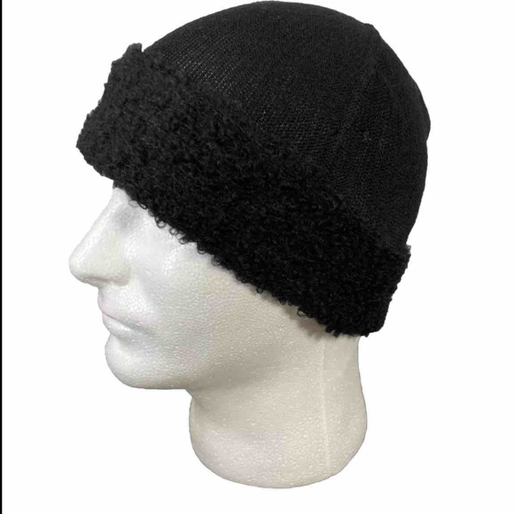 Baby Alpaca 100%  Adult hat. Made in Peru